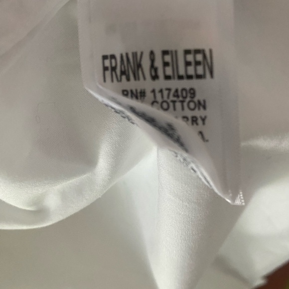 $278 Frank & Eileen Featherweight
Relaxed Button Up Shirt Sz X-Small - Picture 6 of 8